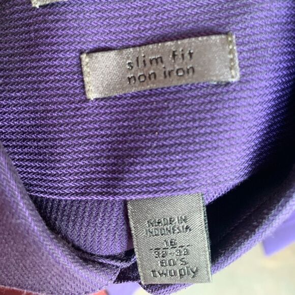 Calvin Klein purple button down 16 - Picture 3 of 3